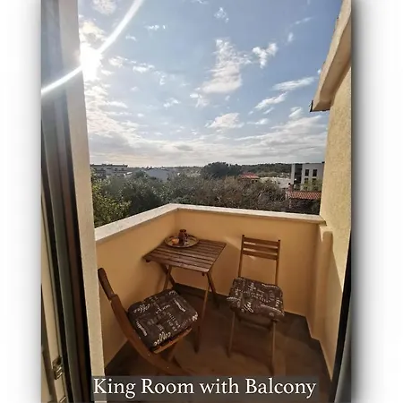 Lägenhet Bonvenon2volme Apt&room Pula